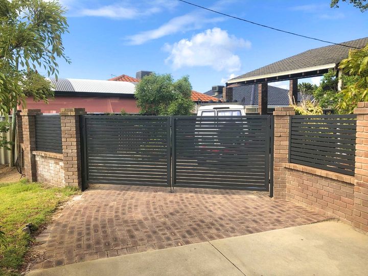 Rockingham’s Fencing Specialists